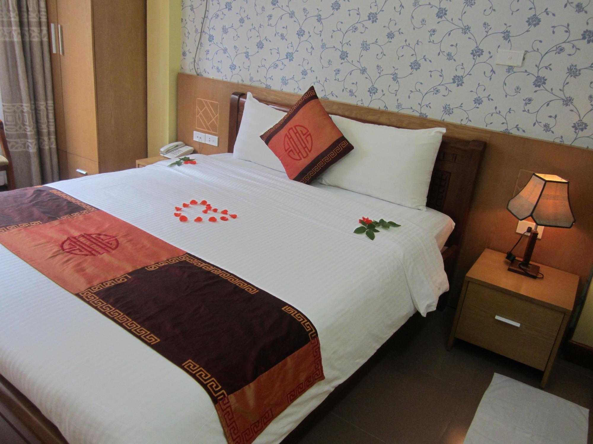 Madam Moon 3* Hanoi
