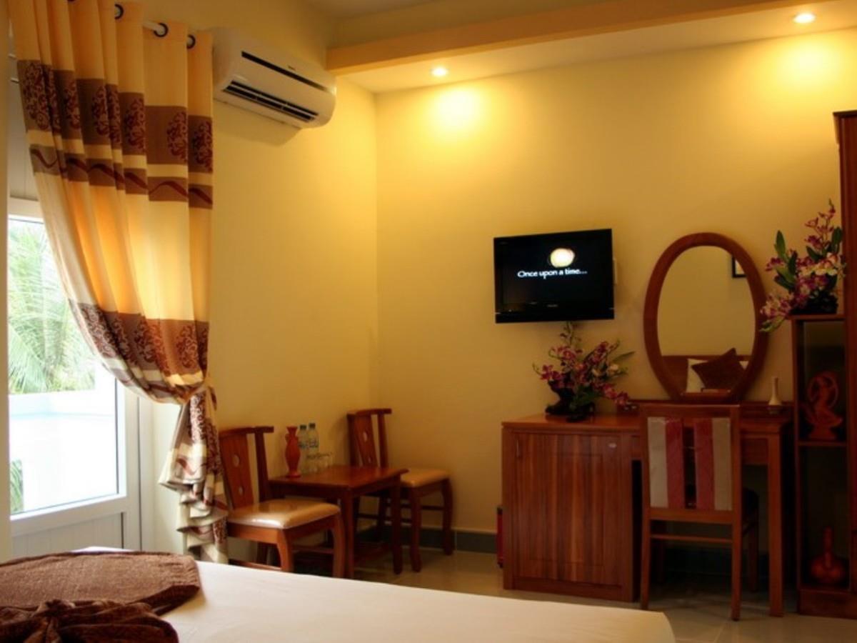 Ha Phuong Hotel 3*