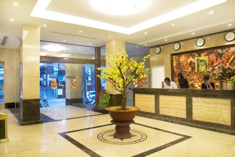 Royal Gate Hotel 3*