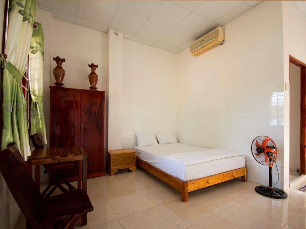Bai Thom Cay Vong Nem Hotel