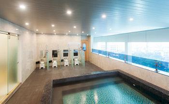 Sakura 2 Hotel 2*