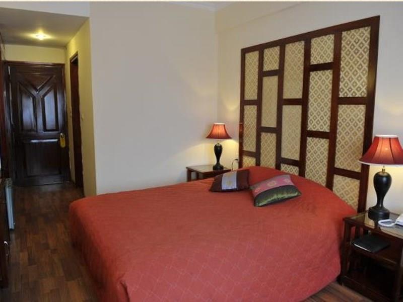 Khách sạn Chau Long 4*