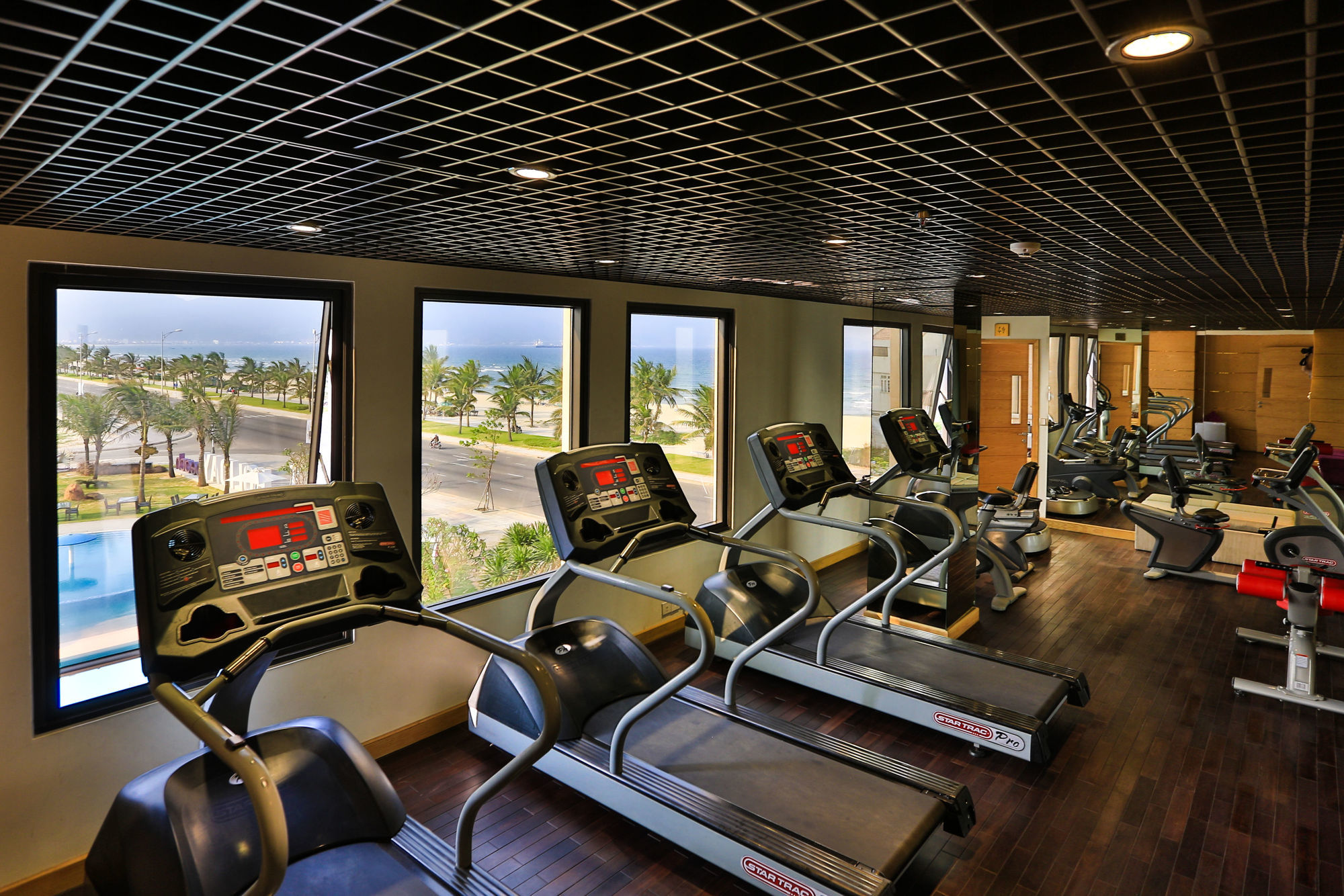 Holiday Beach Hotel Danang Hotel Da Nang