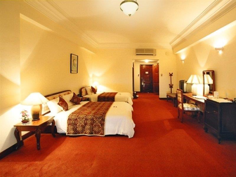 Khách sạn Saigon Morin 4*