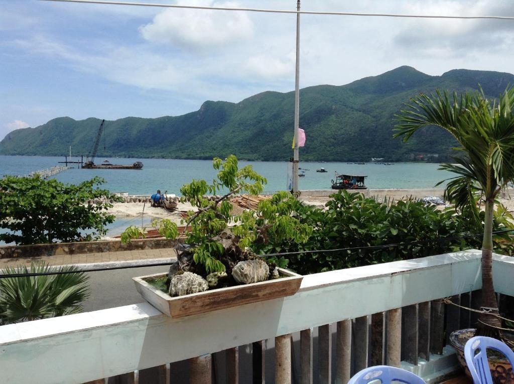 Thanh Xuan Con Son Island