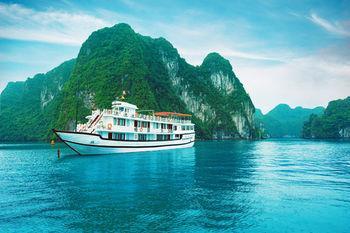 Halong Phoenix Cruiser