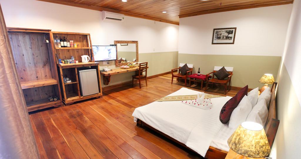 Resort Blue Shell Mui Ne