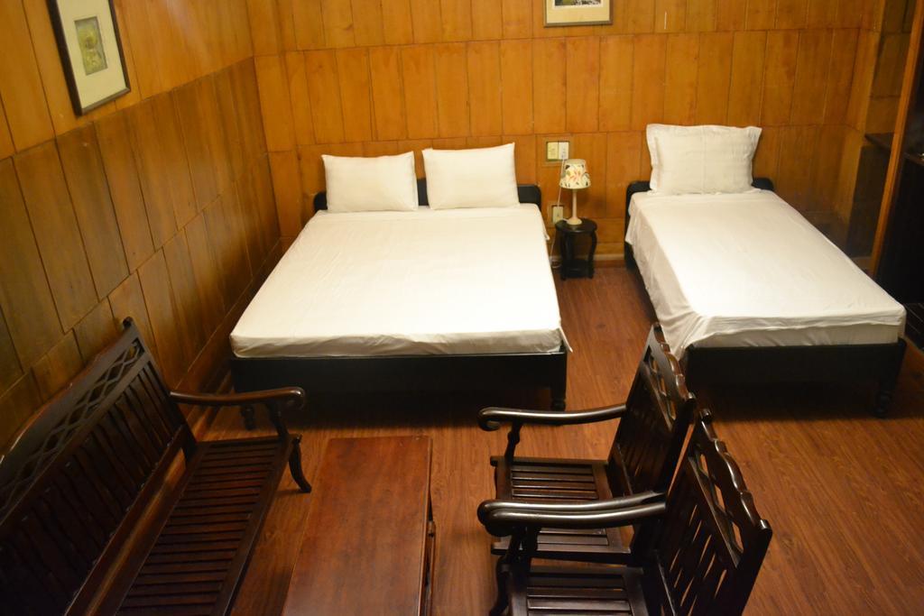 White Lion 2 Hotel 2*