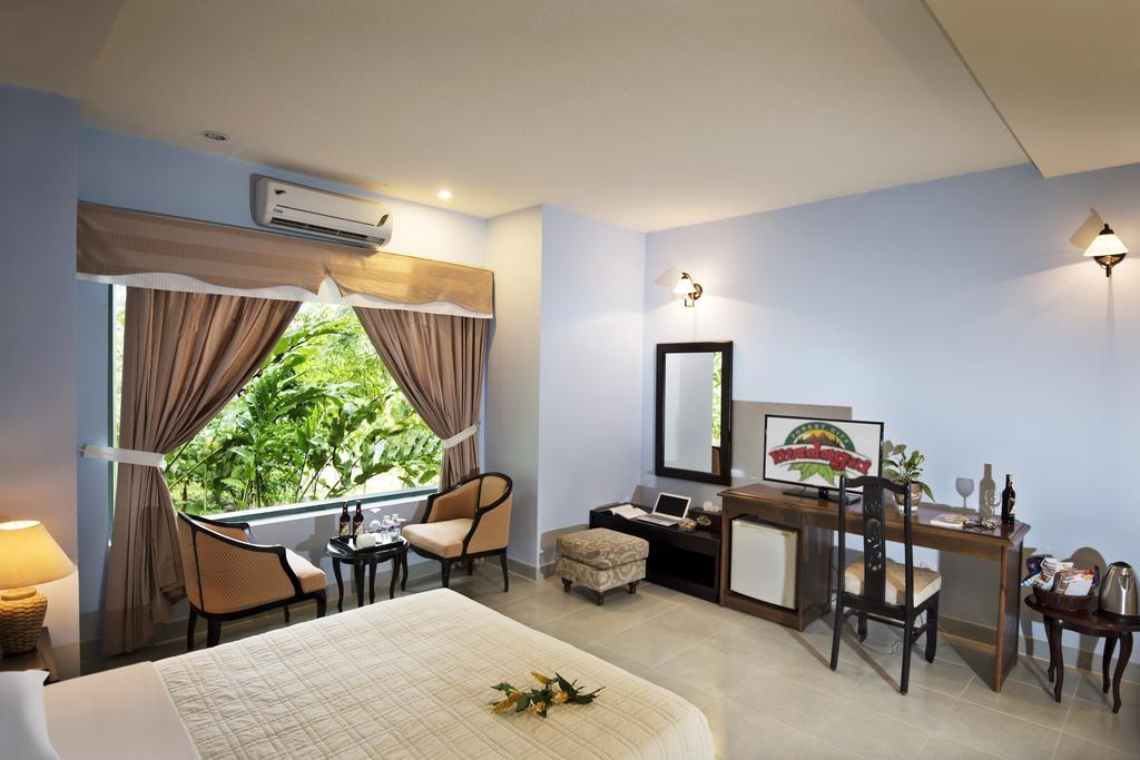 Madagui Forest Resort *