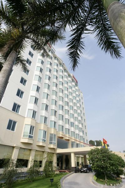 Aloha Halong Hotel Ha Long