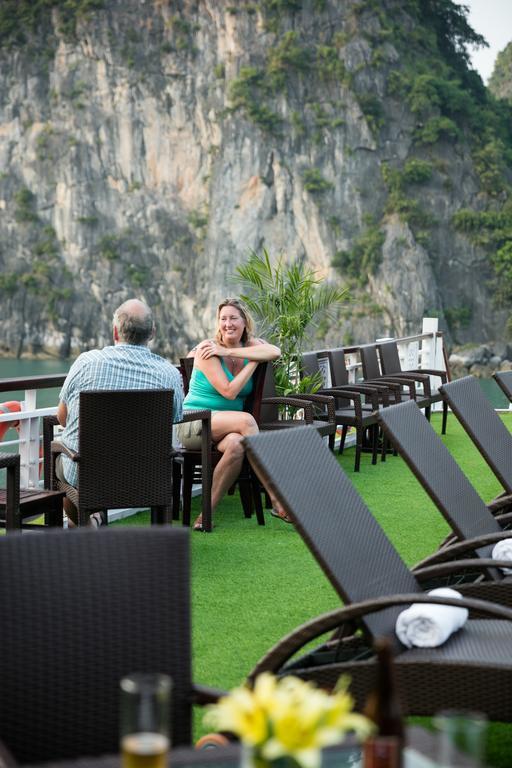  Du Thuyền Paloma Cruise