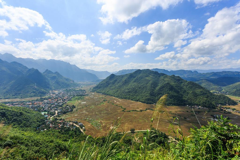 Mai Chau * Hoa Binh