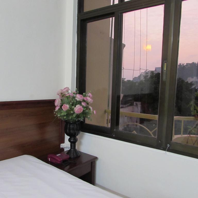 Hotel Viet Nhat Halong - Bai Chay Ha Long