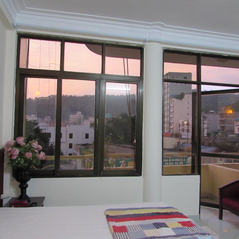 Viet Nhat Halong - Bai Chay Hotel 2*