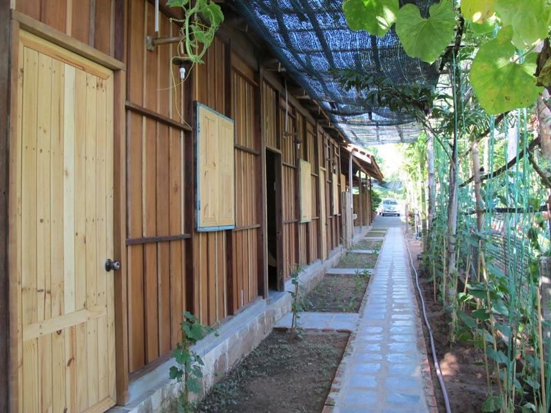 Homestay Lang Cau *