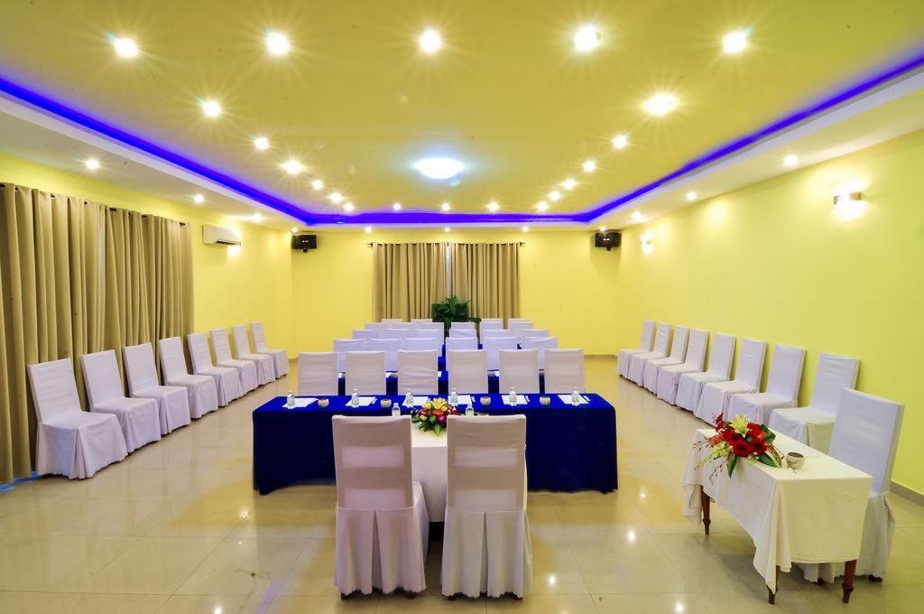 Oriental - Doi Dien Bai Bien Hotel Nha Trang