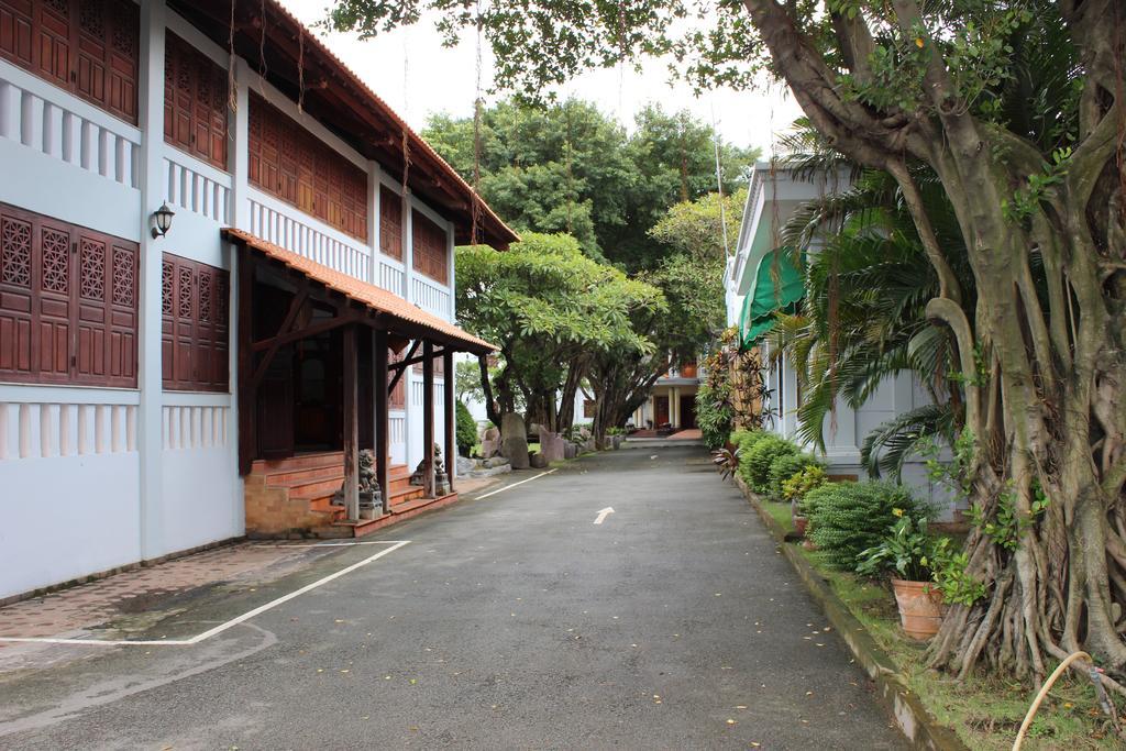 Resort Saigon Park 3*