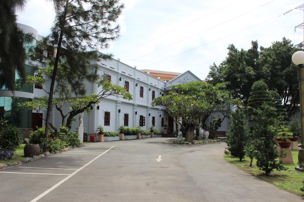 Resort Saigon Park