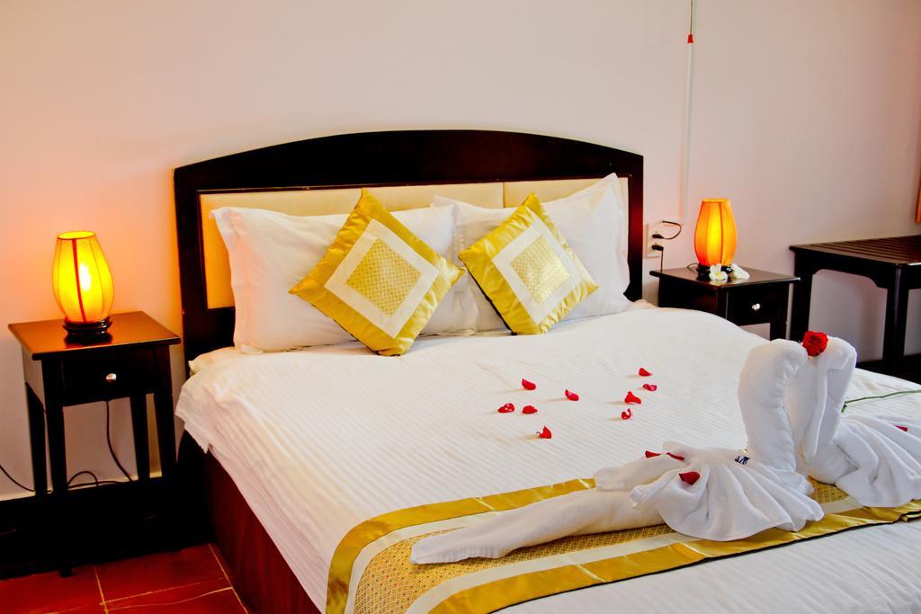 Riva Hotel