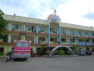 Cong Doan Hotel 2*