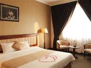 Hotel Aloha Halong