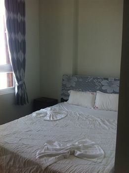 Minh Hung Hotel *