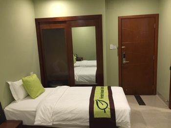 House Hotel