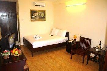 Hotel Hon Rom 1 2*