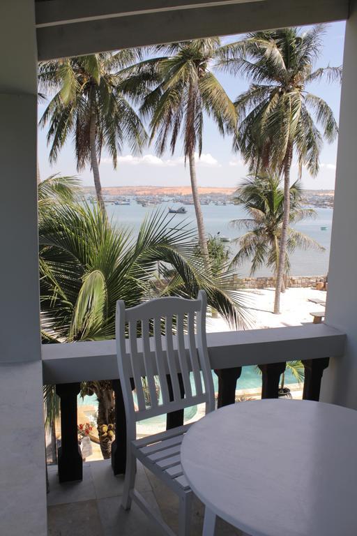Biệt thự The Boathouse Vietnam *