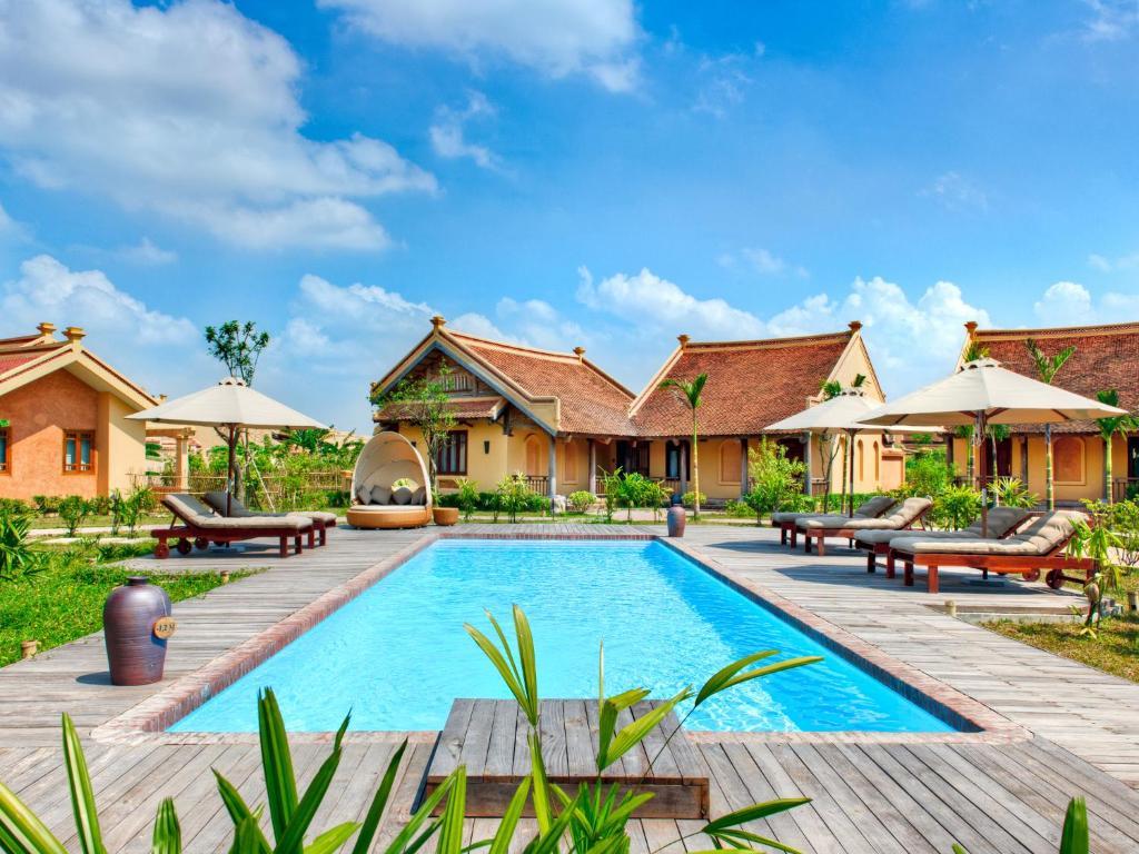 Emeralda Resort 5*