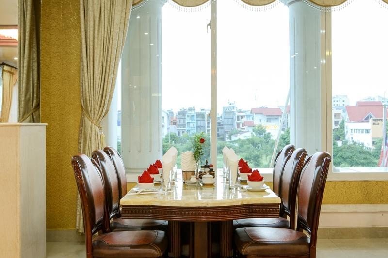 Princes Hotel 3*