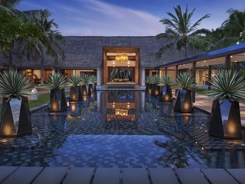 Avani Resort 5*