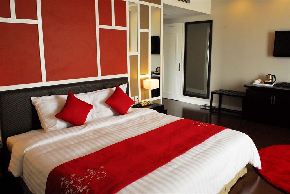 Hotel Royal Lotus 4*