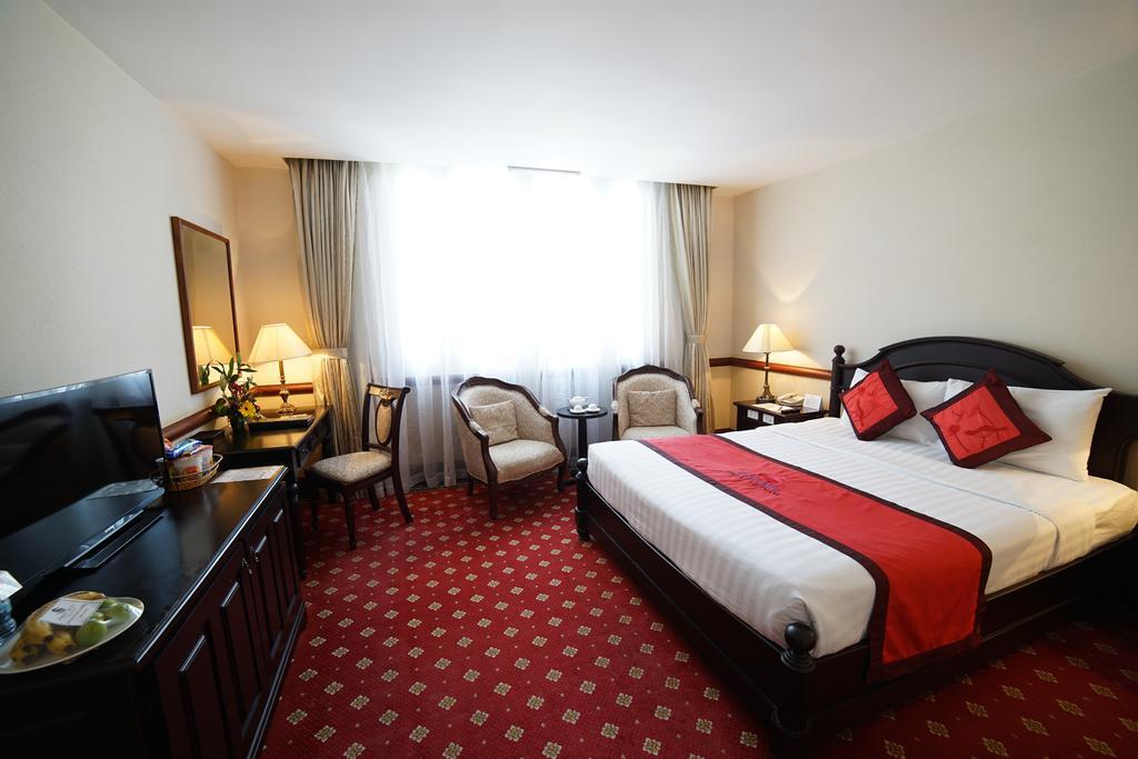 Sammy Hotel