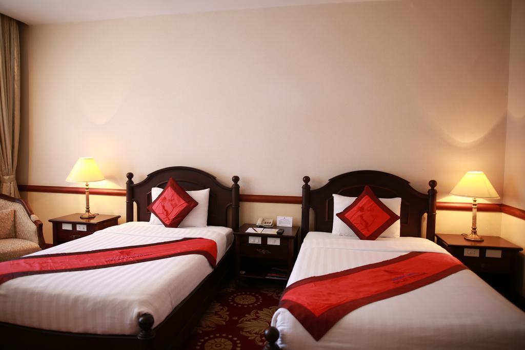 Sammy Hotel