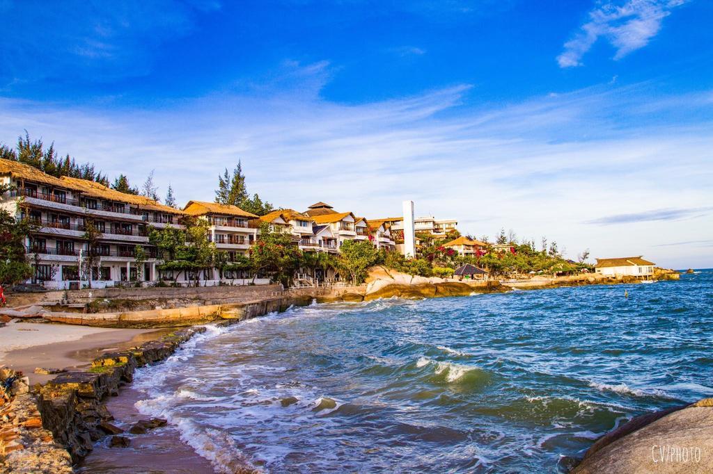 Rock Water Bay Resort 4*