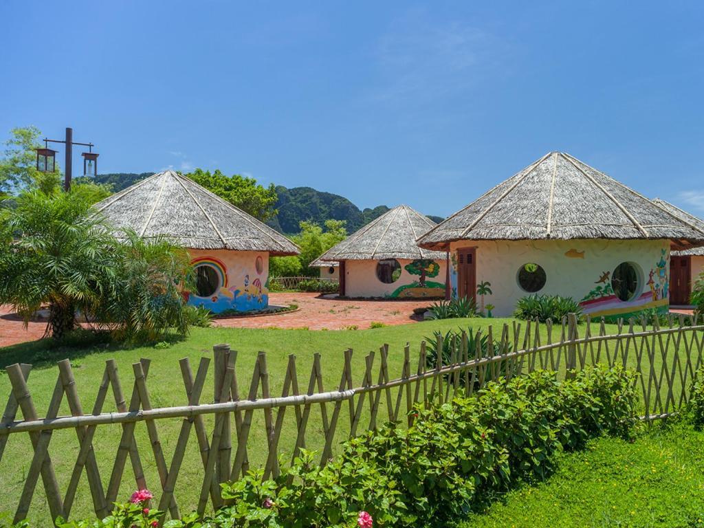 Emeralda Resort 5*