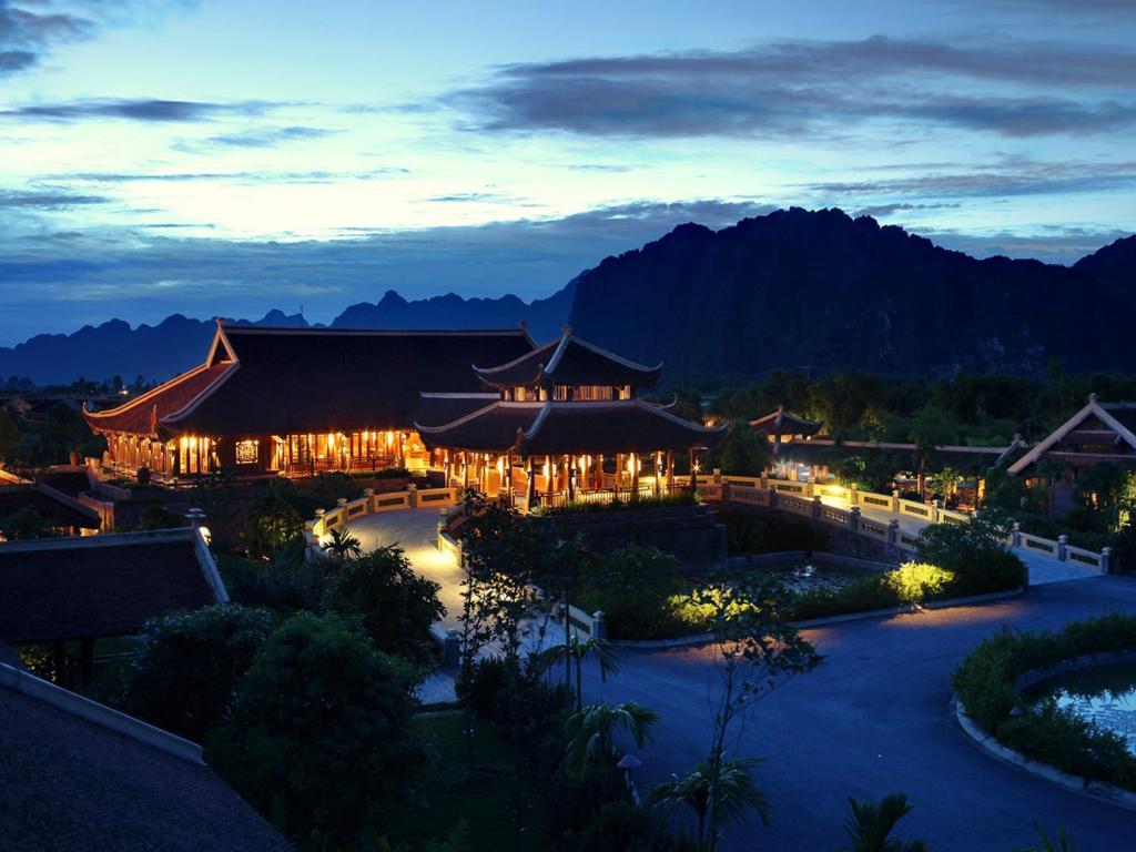 Emeralda Resort