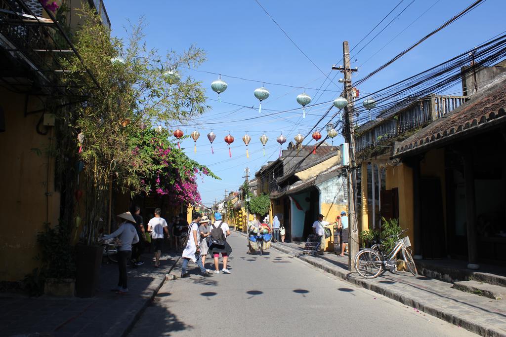 Ở trọ Nhà Dân Flame Flowers Hội An