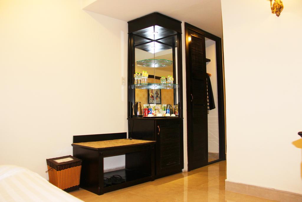 Royal Hotel 3*
