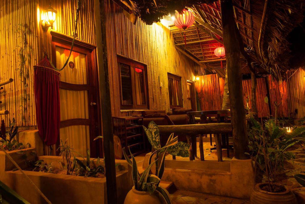 Joe's Cafe & Garden Resort 2*