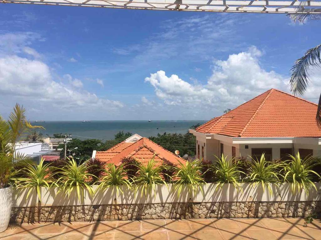 Villa Nancy Caviar *