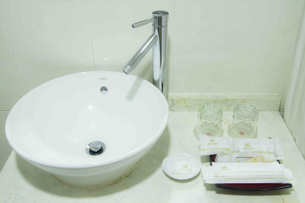 Cherry 2 Hotel 3*