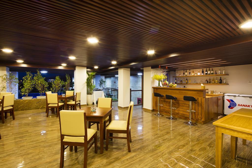 Hotel Apus 4*