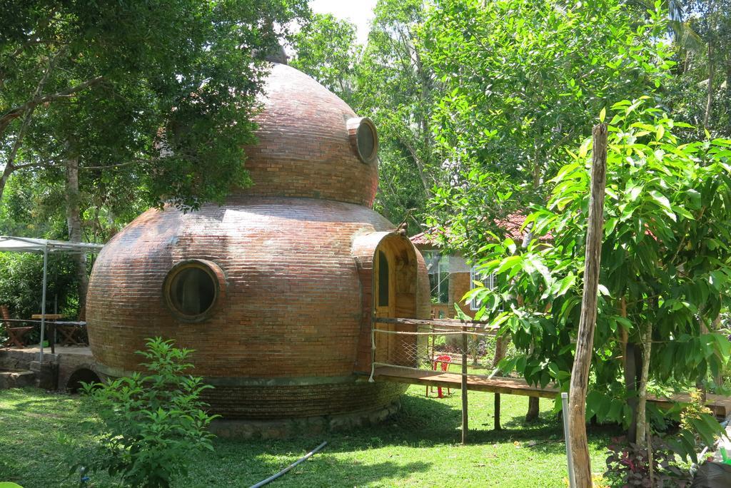 Guest house The Simplest Village 2*
