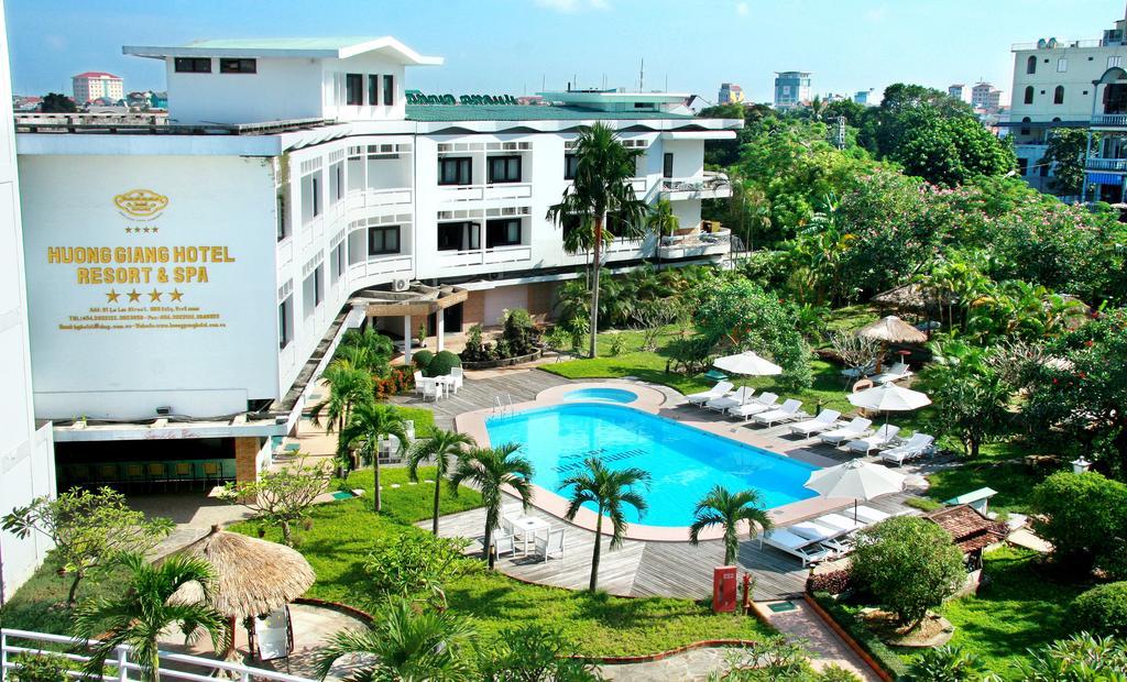 Resort Huong Giang & 4*