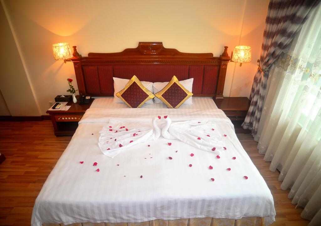 Central Hotel Hotel 4*