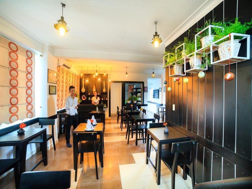 Ruby Bistro Hotel 2*
