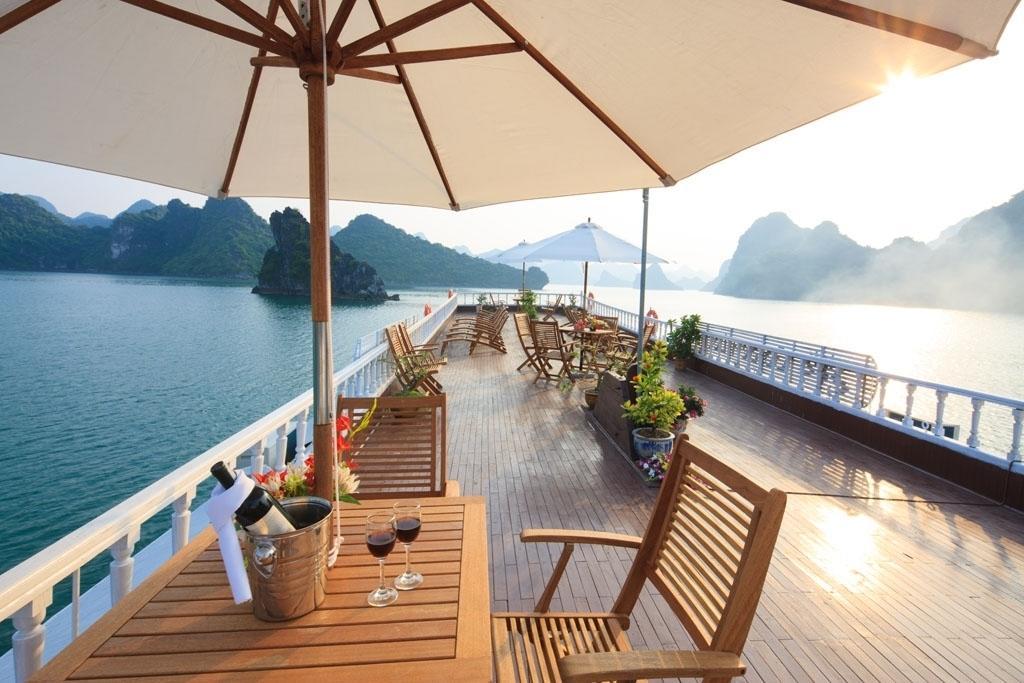  Paragon Cruise Ha Long