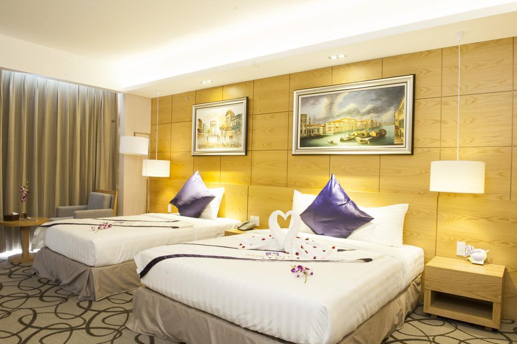 Iris Tho Hotel